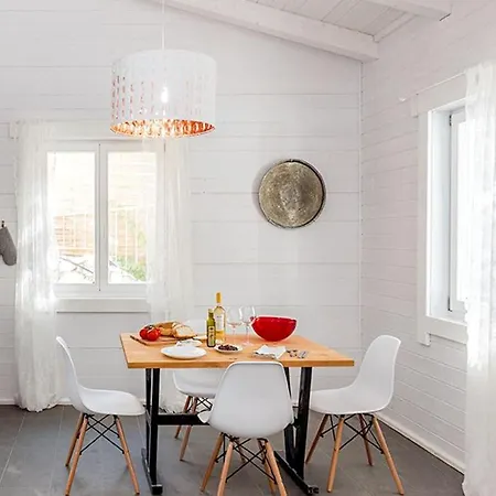 Vasiliki Cottages ヴィラ