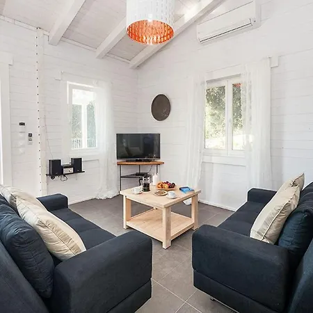 Vasiliki Cottages Villa *