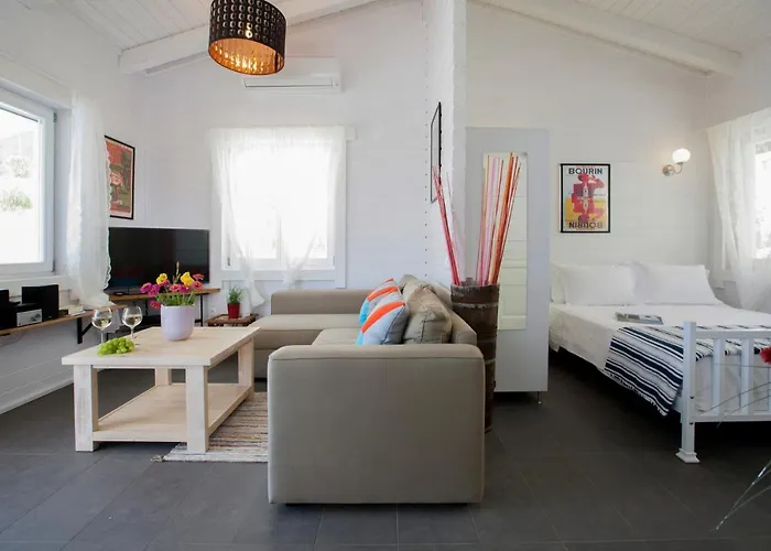Villa Vasiliki Cottages *
