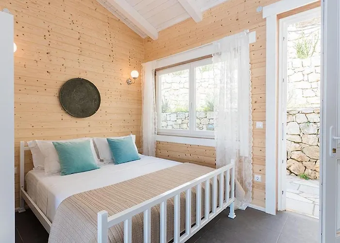 Willa Vasiliki Cottages
